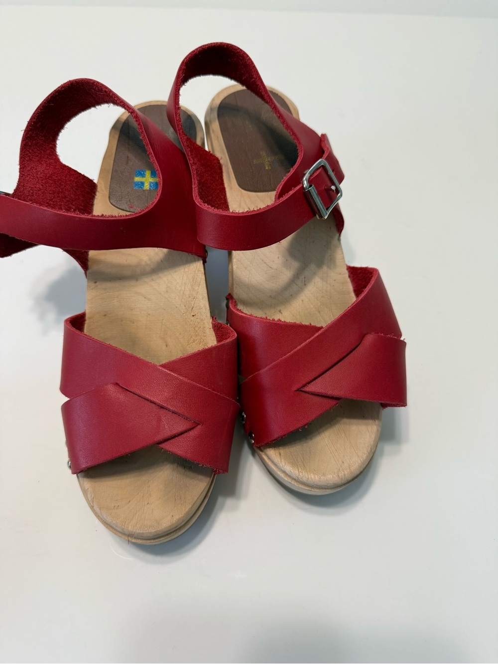 Mia Gertrude Red Leather Swedish Wooden Clog Sandals Open Toe Ankle Strap Sz 39 - Picture 4 of 16